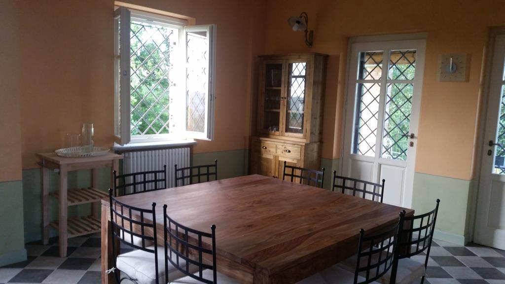 Cascina Rollone Villa Rocchetta Tanaro Buitenkant foto